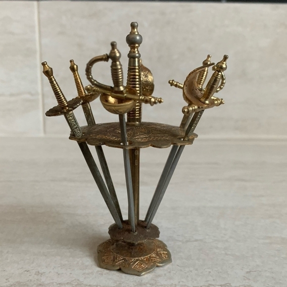 VNTG Spanish Toledo Cocktail Swords Picks Set of 6 Gold Cocktail Picks W/ Stand - Picture 5 of 5